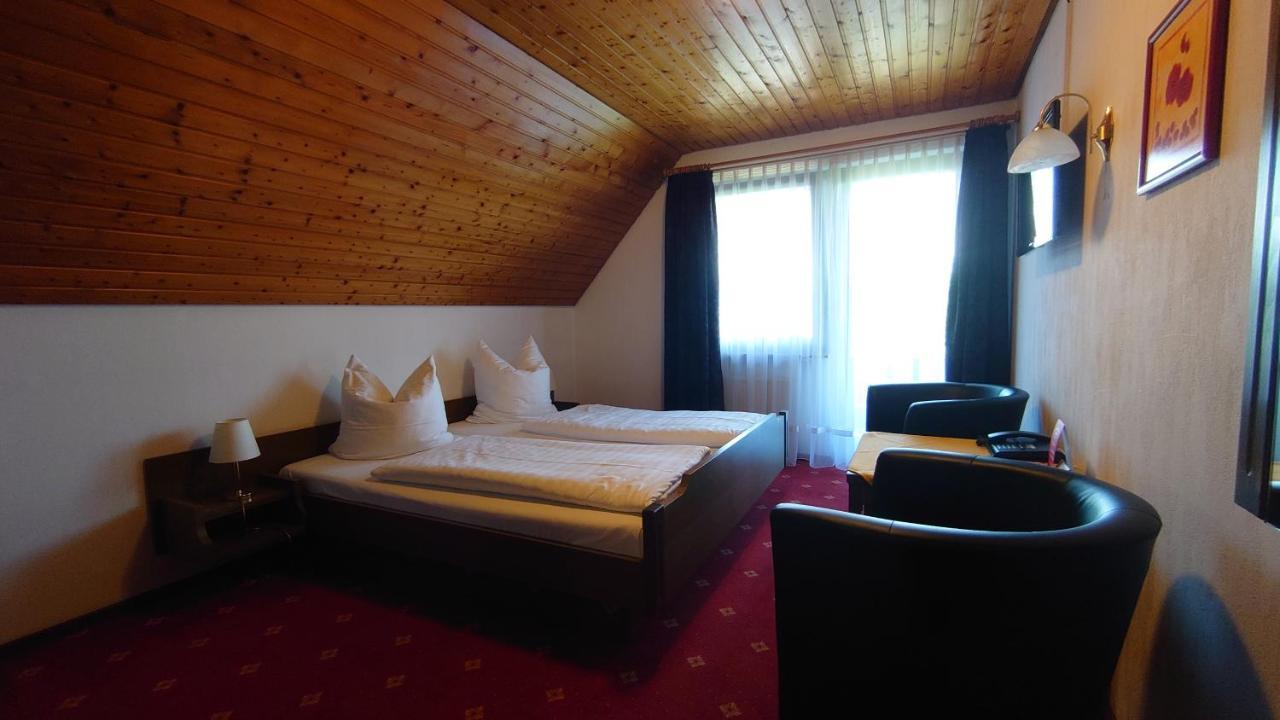 Hotel Landgasthof Fromm Untergruppenbach Exterior foto